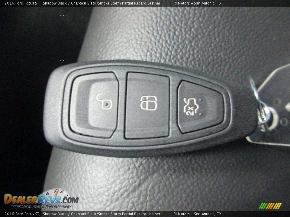 Keys of 2016 Ford Focus ST Photo #24