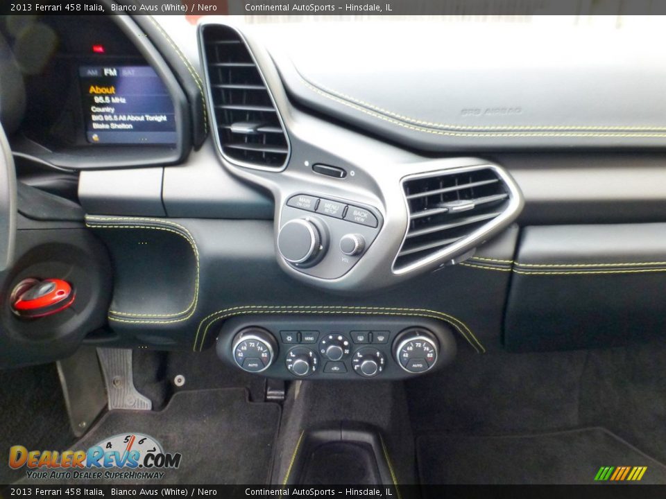 Controls of 2013 Ferrari 458 Italia Photo #17