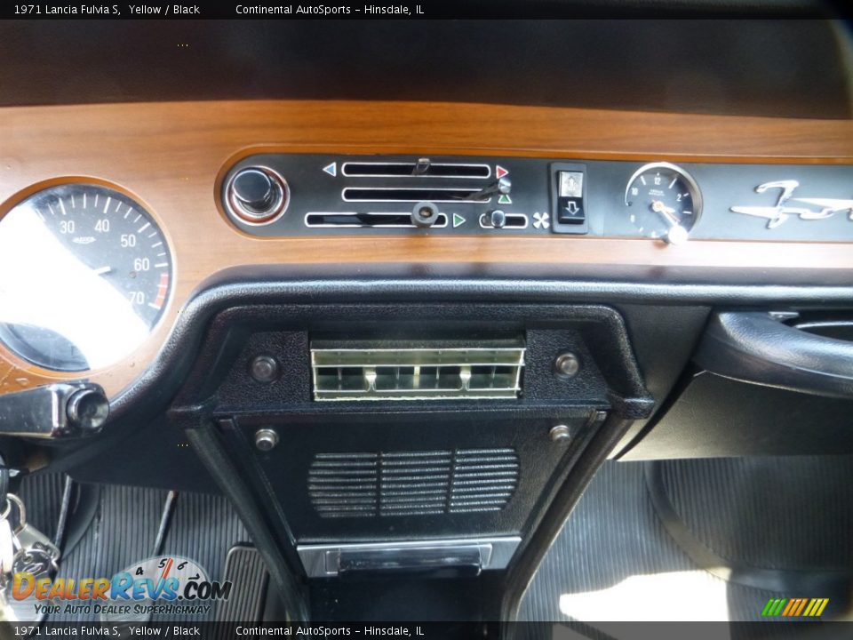 Controls of 1971 Lancia Fulvia S Photo #18