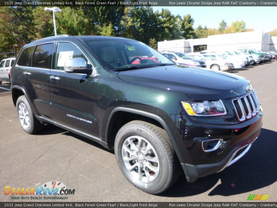 2015 Jeep Grand Cherokee Limited 4x4 Black Forest Green Pearl / Black/Light Frost Beige Photo #11