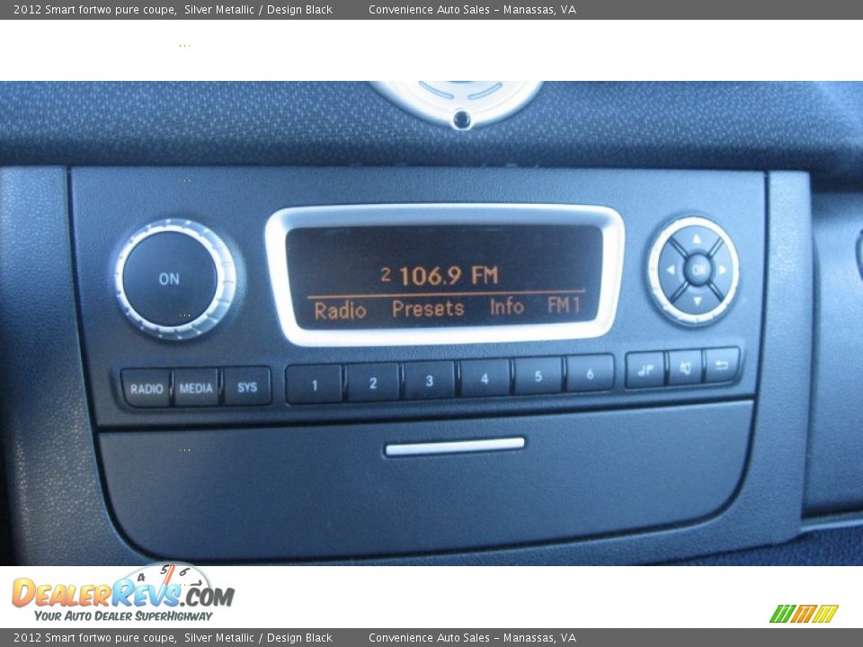 2012 Smart fortwo pure coupe Silver Metallic / Design Black Photo #12