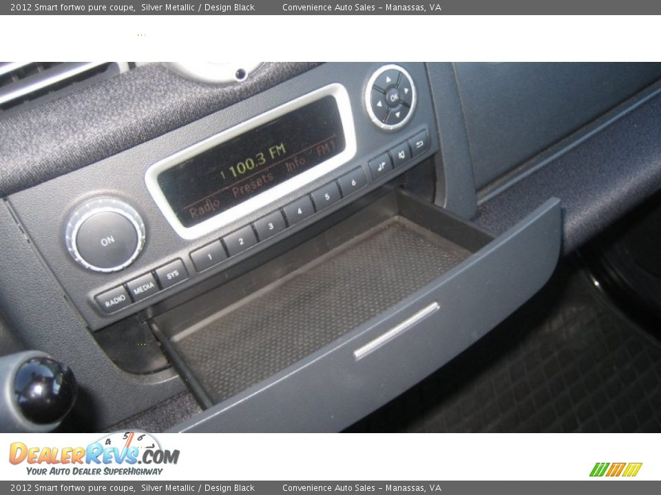 2012 Smart fortwo pure coupe Silver Metallic / Design Black Photo #19