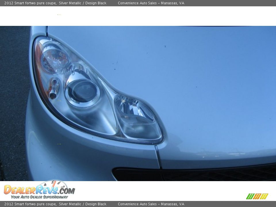 2012 Smart fortwo pure coupe Silver Metallic / Design Black Photo #22