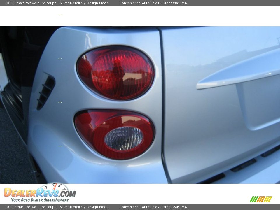 2012 Smart fortwo pure coupe Silver Metallic / Design Black Photo #25
