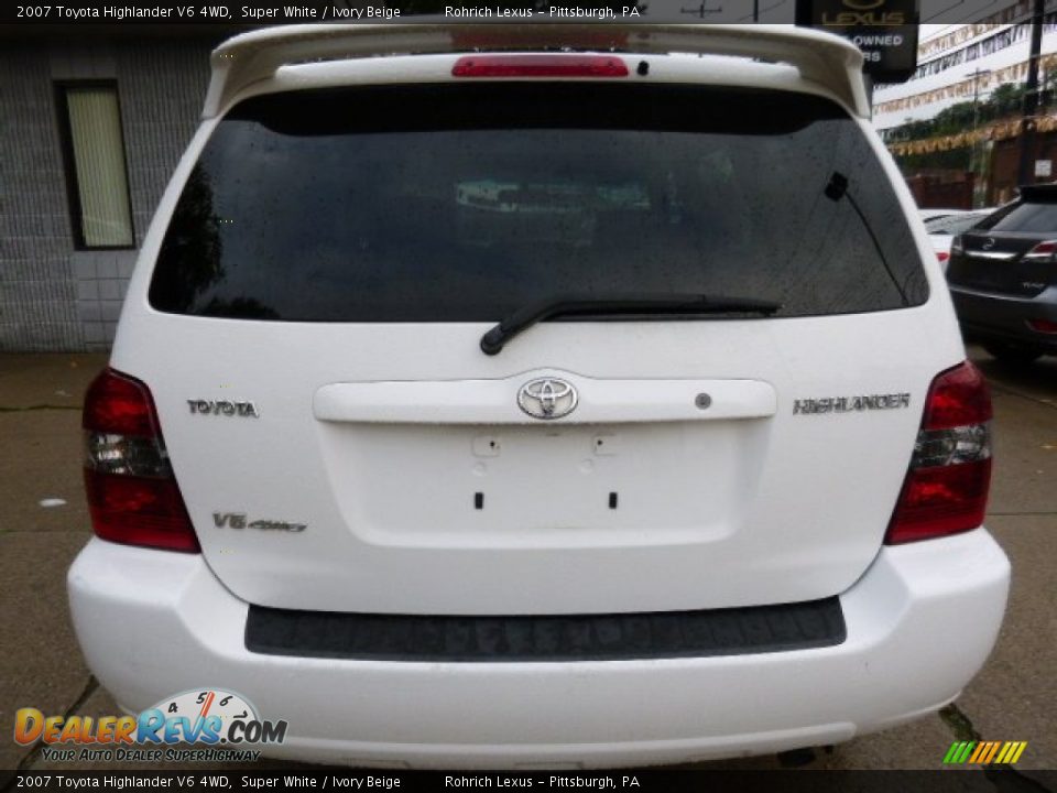 2007 Toyota Highlander V6 4WD Super White / Ivory Beige Photo #10