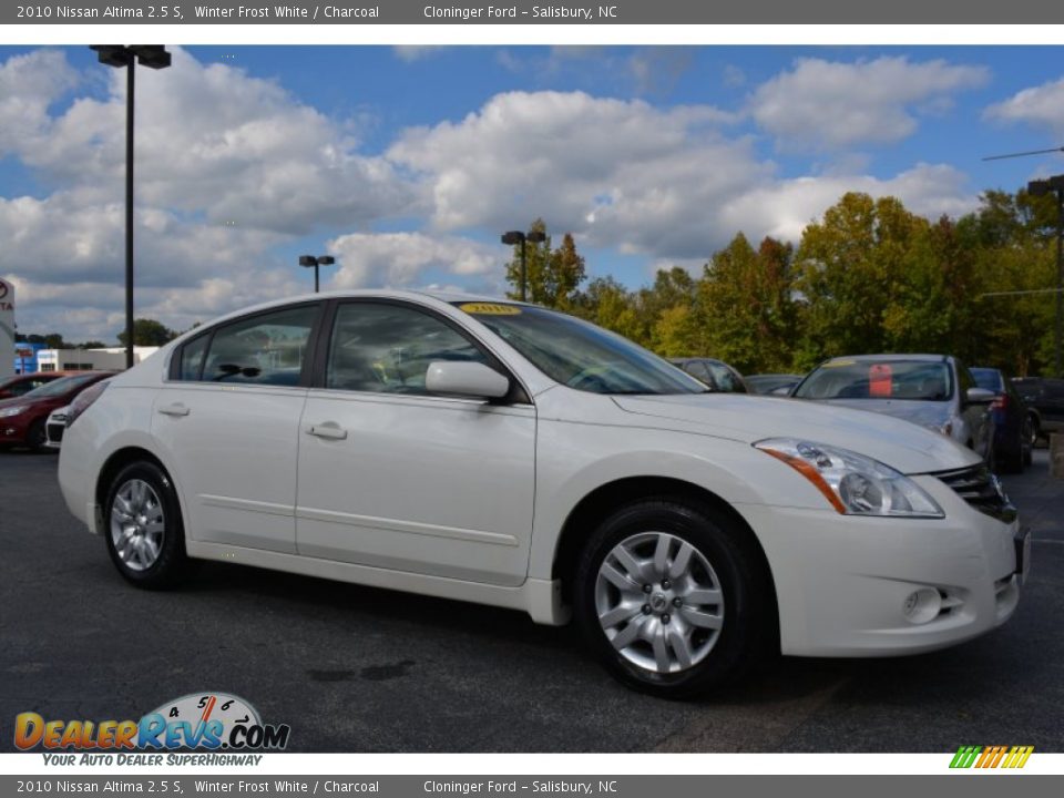 2010 Nissan Altima 2.5 S Winter Frost White / Charcoal Photo #1