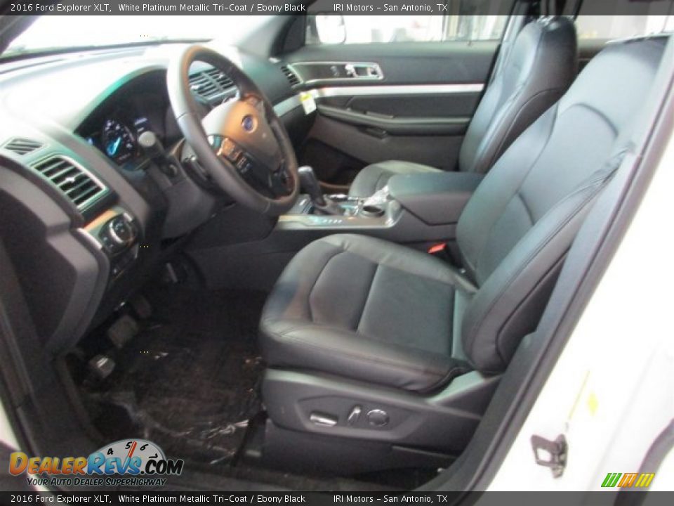 2016 Ford Explorer XLT White Platinum Metallic Tri-Coat / Ebony Black Photo #9