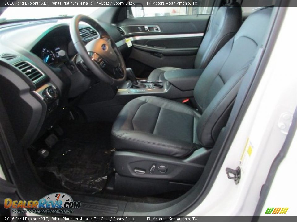 2016 Ford Explorer XLT White Platinum Metallic Tri-Coat / Ebony Black Photo #10
