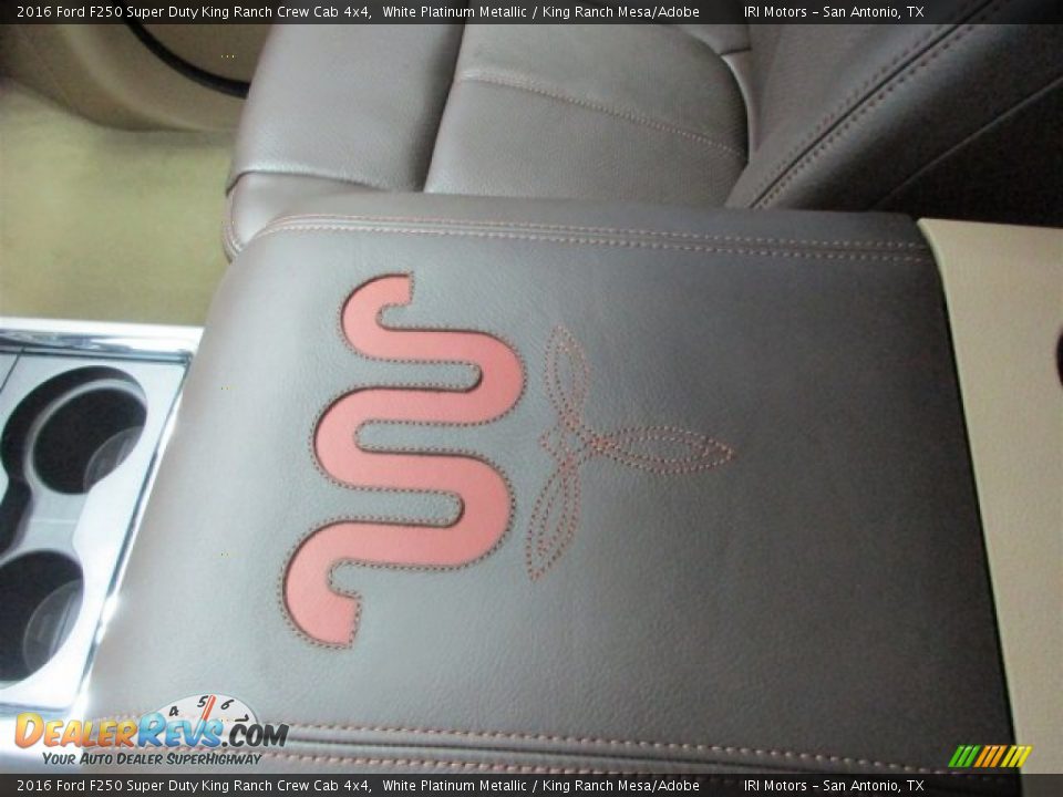 2016 Ford F250 Super Duty King Ranch Crew Cab 4x4 White Platinum Metallic / King Ranch Mesa/Adobe Photo #17