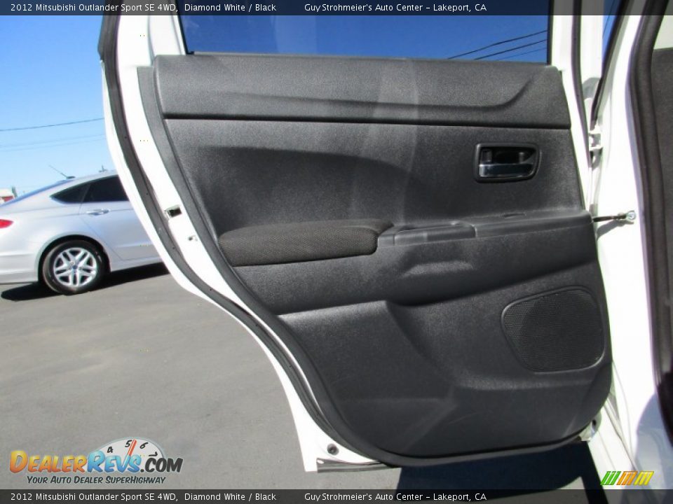 2012 Mitsubishi Outlander Sport SE 4WD Diamond White / Black Photo #23