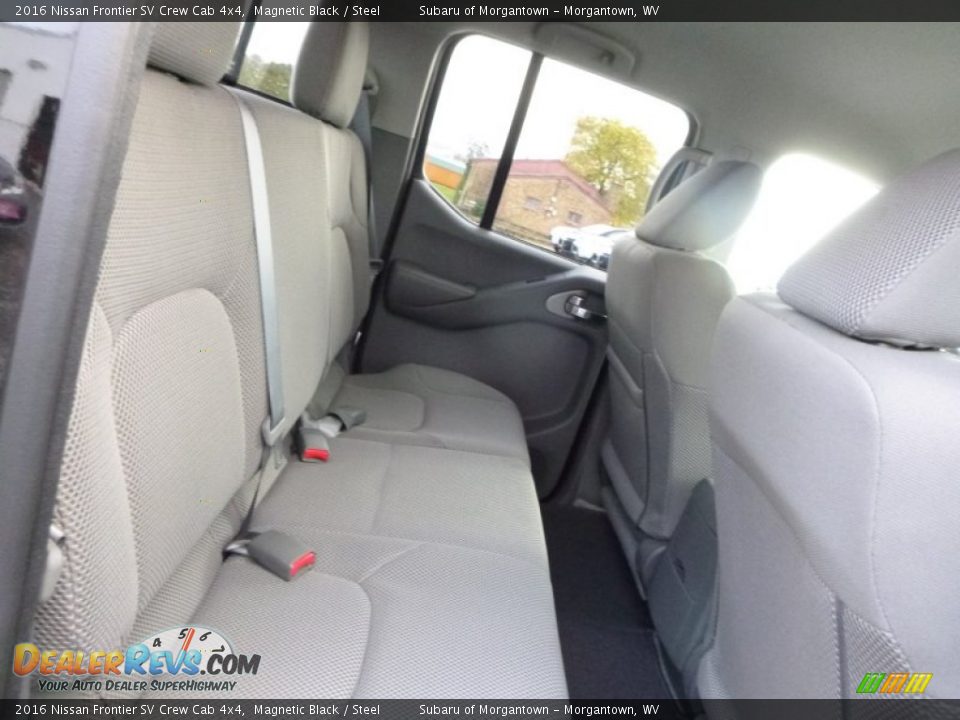 2016 Nissan Frontier SV Crew Cab 4x4 Magnetic Black / Steel Photo #6