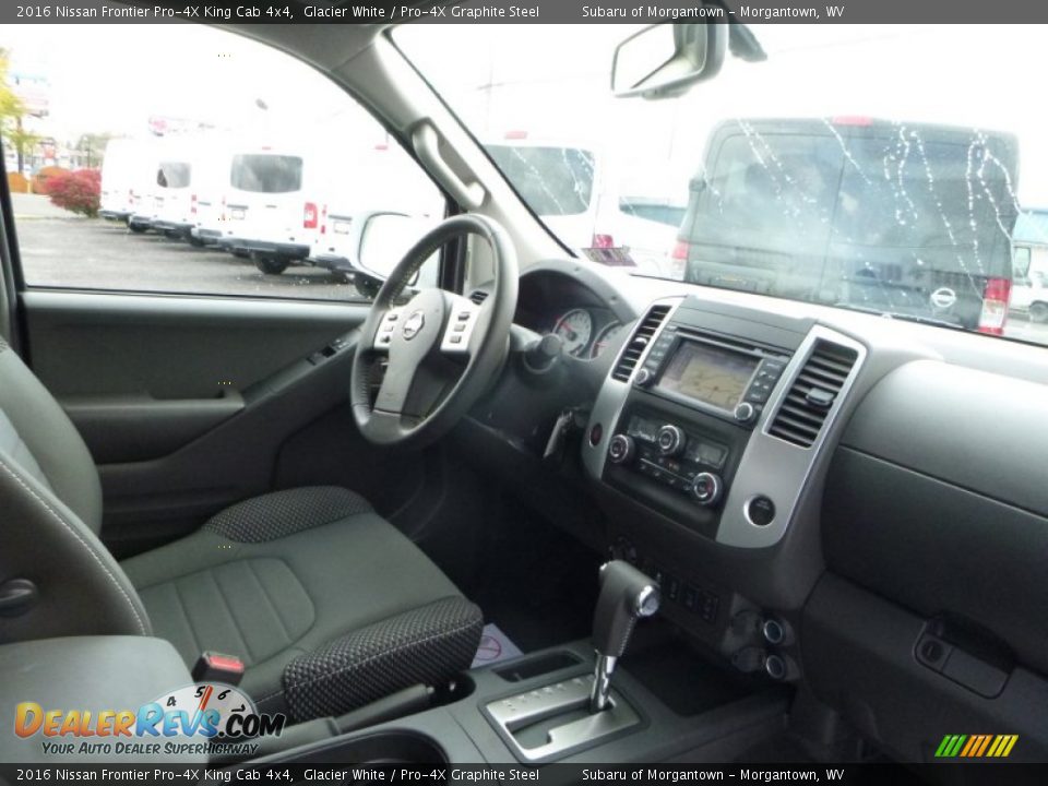 2016 Nissan Frontier Pro-4X King Cab 4x4 Glacier White / Pro-4X Graphite Steel Photo #4