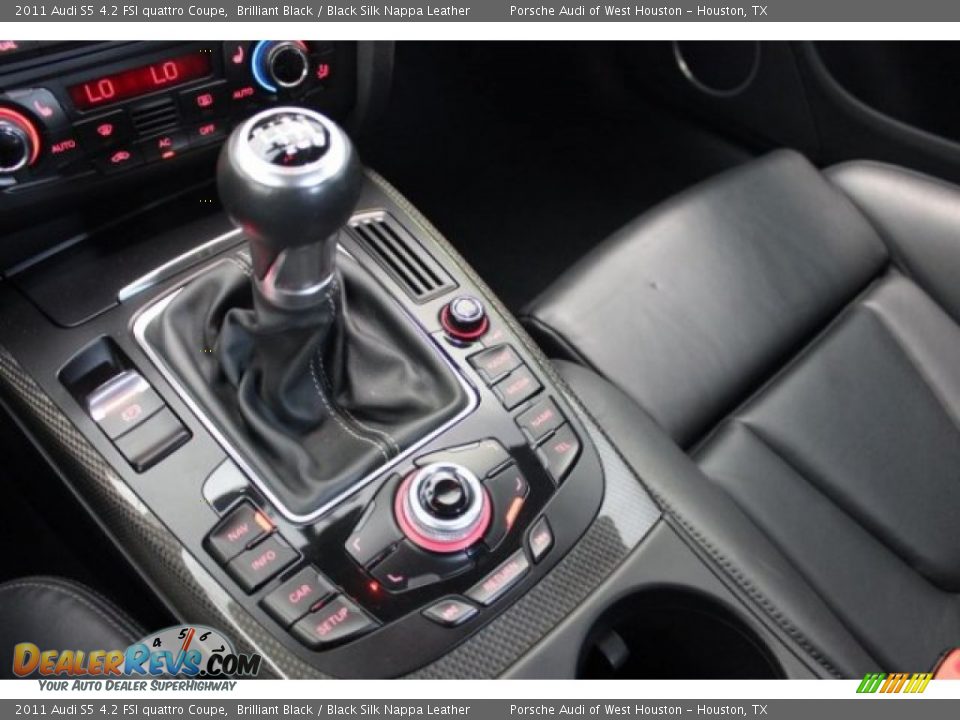 2011 Audi S5 4.2 FSI quattro Coupe Shifter Photo #18