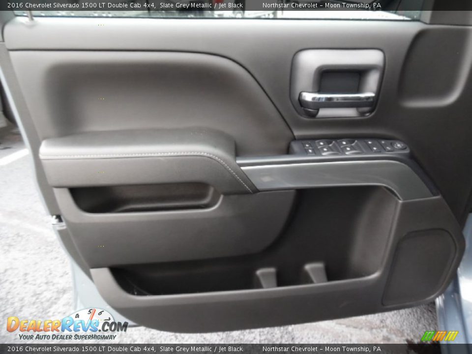 Door Panel of 2016 Chevrolet Silverado 1500 LT Double Cab 4x4 Photo #14