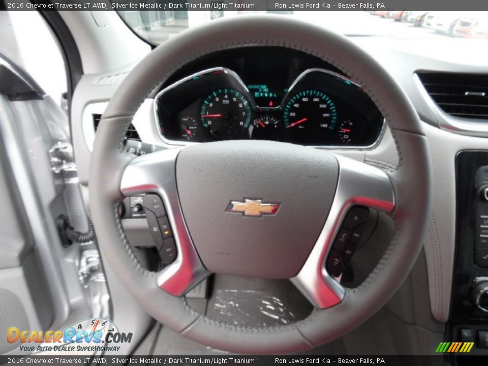 2016 Chevrolet Traverse LT AWD Steering Wheel Photo #17