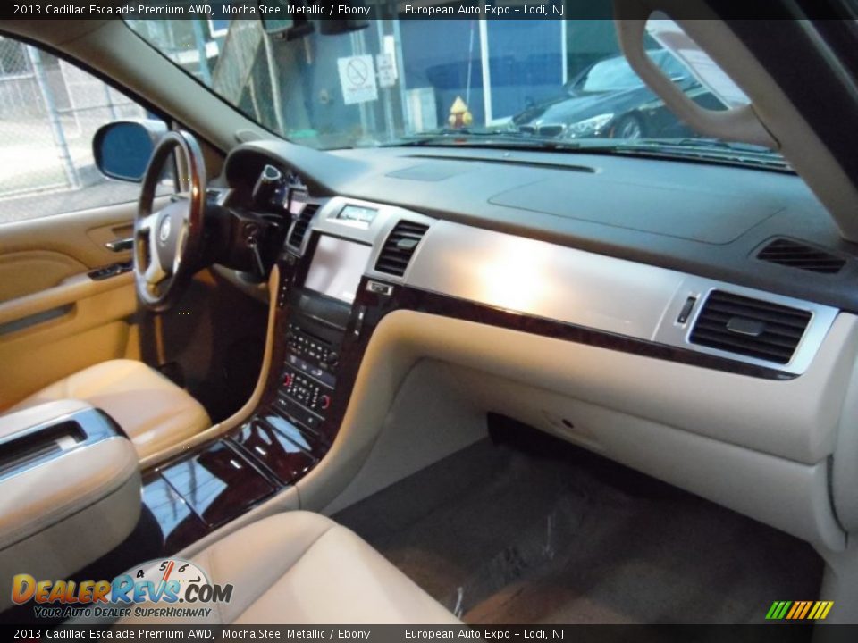 2013 Cadillac Escalade Premium AWD Mocha Steel Metallic / Ebony Photo #11