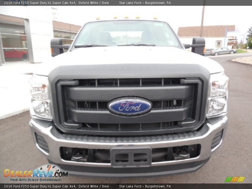 2016 Ford F250 Super Duty XL Super Cab 4x4 Oxford White / Steel Photo #2