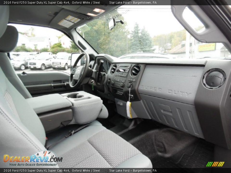 2016 Ford F250 Super Duty XL Super Cab 4x4 Oxford White / Steel Photo #5