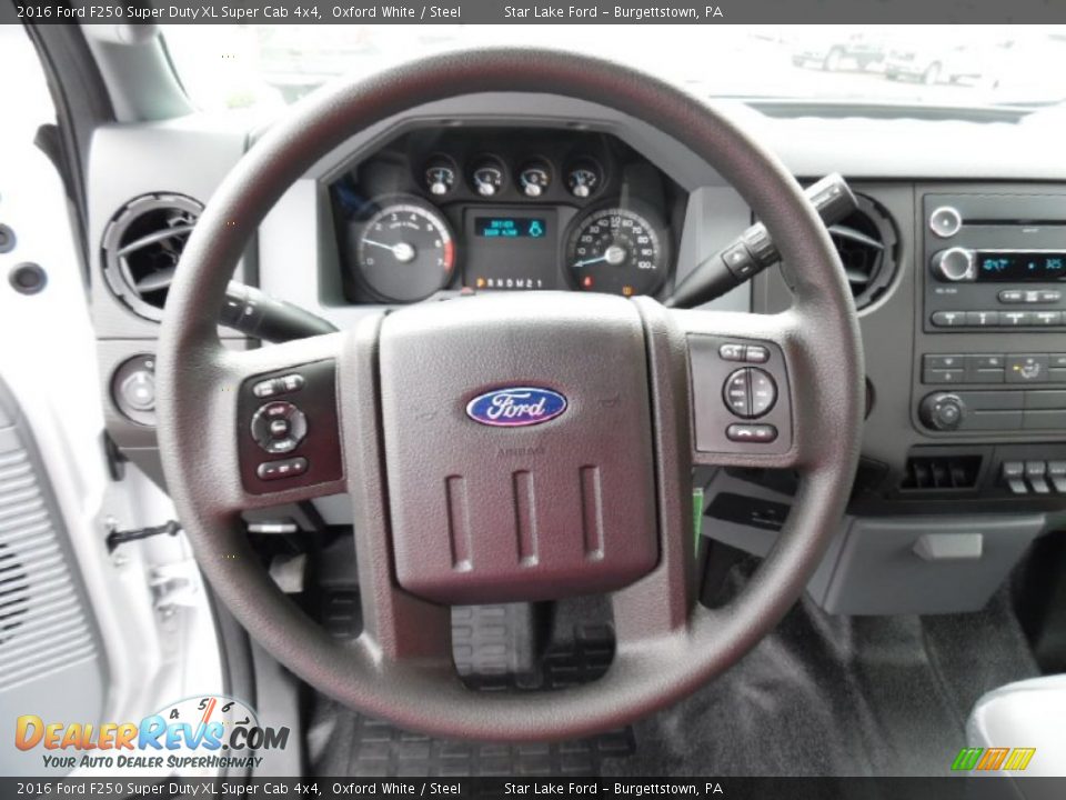 2016 Ford F250 Super Duty XL Super Cab 4x4 Oxford White / Steel Photo #16