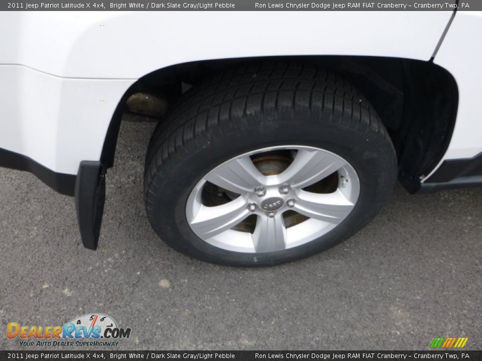 2011 Jeep Patriot Latitude X 4x4 Bright White / Dark Slate Gray/Light Pebble Photo #3
