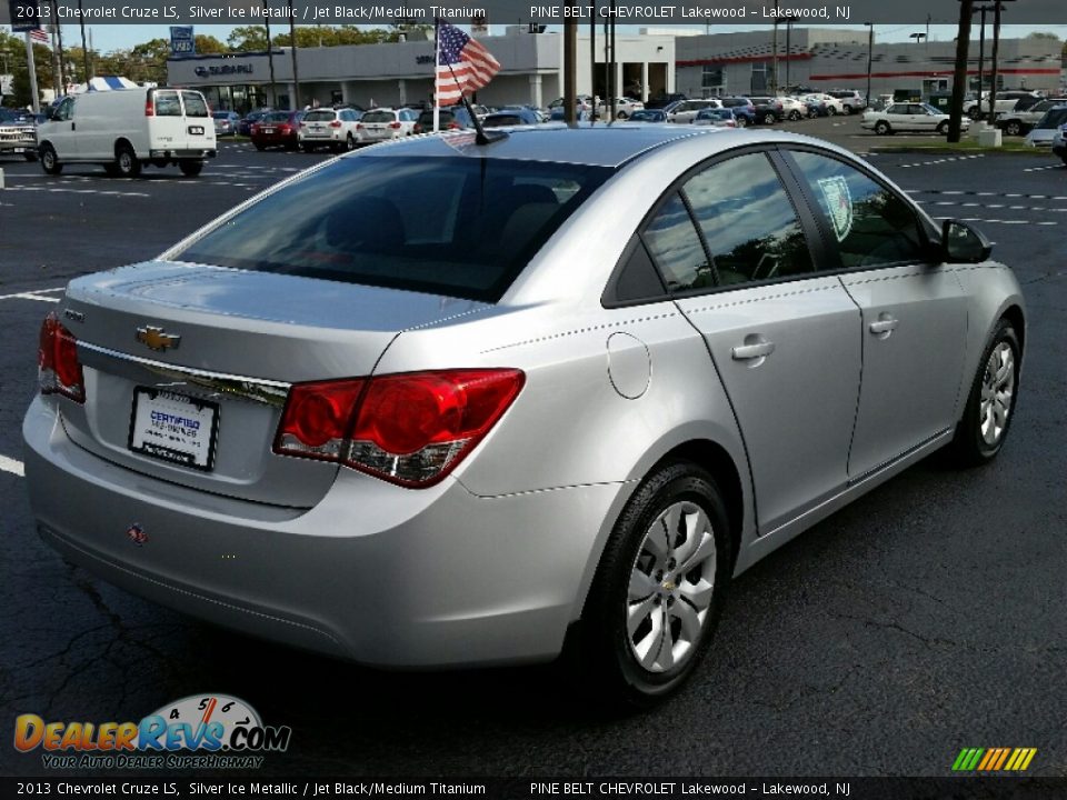 2013 Chevrolet Cruze LS Silver Ice Metallic / Jet Black/Medium Titanium Photo #7