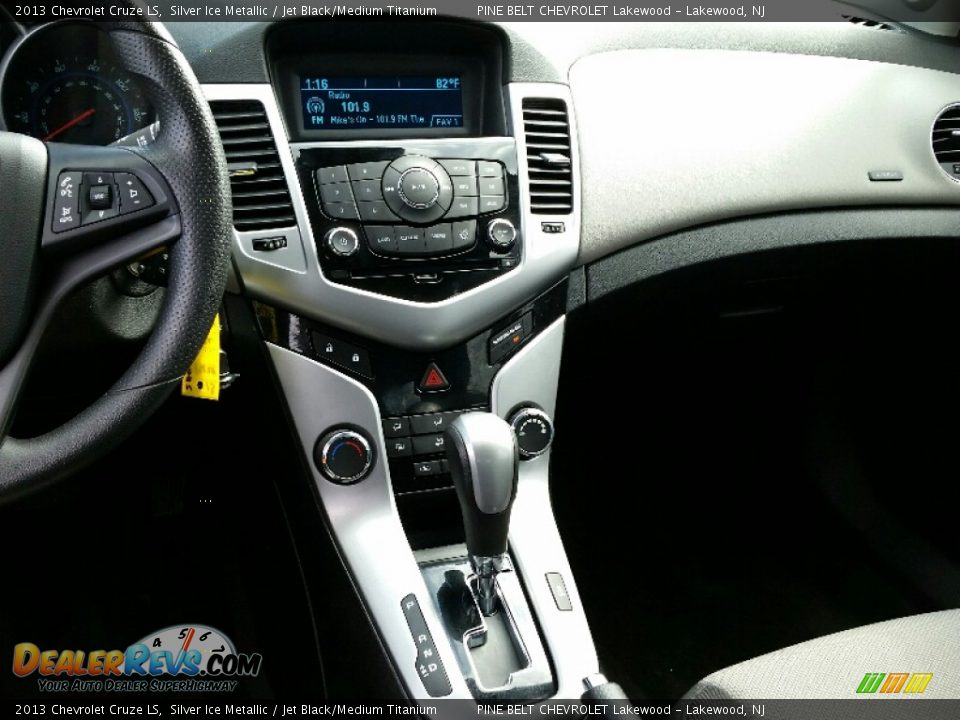 2013 Chevrolet Cruze LS Silver Ice Metallic / Jet Black/Medium Titanium Photo #14
