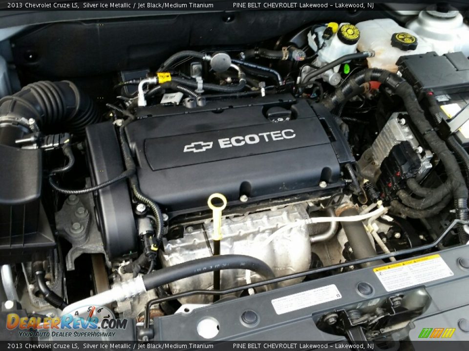 2013 Chevrolet Cruze LS Silver Ice Metallic / Jet Black/Medium Titanium Photo #20