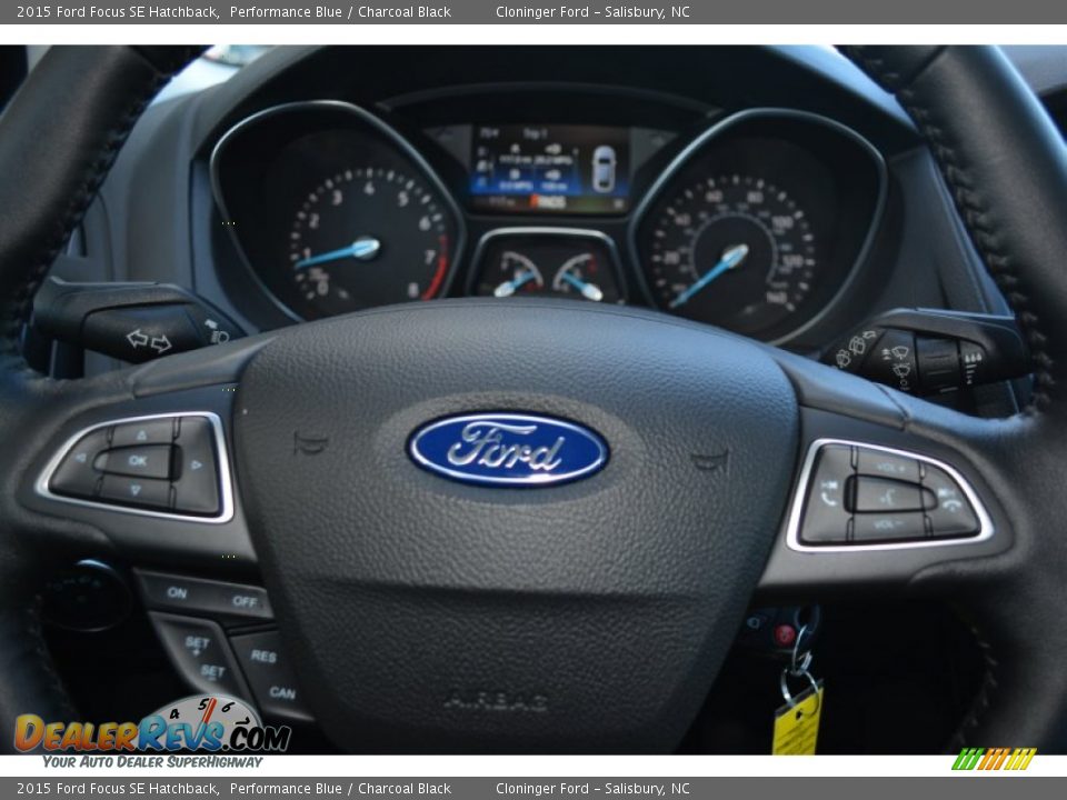 2015 Ford Focus SE Hatchback Performance Blue / Charcoal Black Photo #18