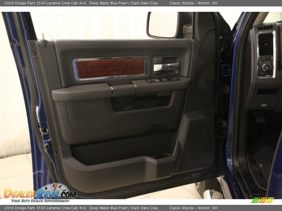 2009 Dodge Ram 1500 Laramie Crew Cab 4x4 Deep Water Blue Pearl / Dark Slate Gray Photo #5