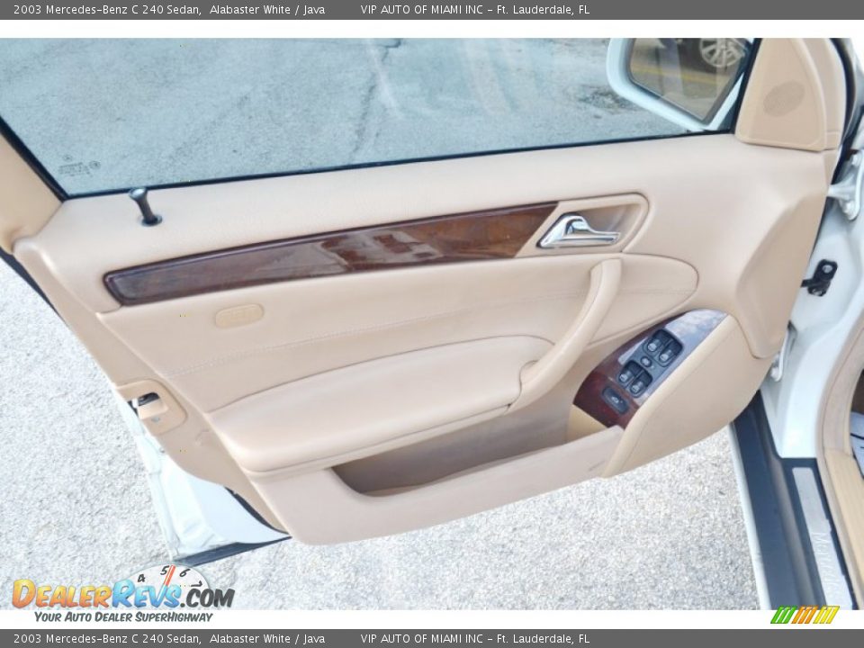 2003 Mercedes-Benz C 240 Sedan Alabaster White / Java Photo #17