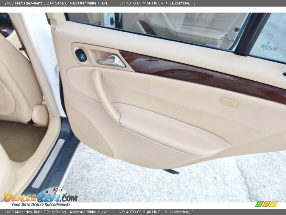 2003 Mercedes-Benz C 240 Sedan Alabaster White / Java Photo #35
