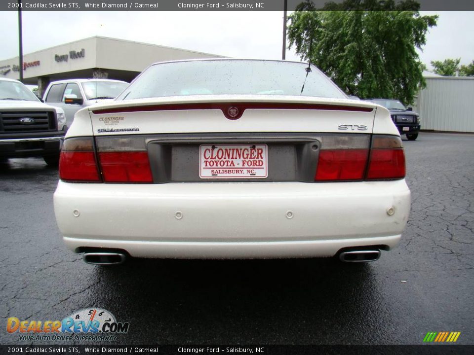 2001 Cadillac Seville STS White Diamond / Oatmeal Photo #4