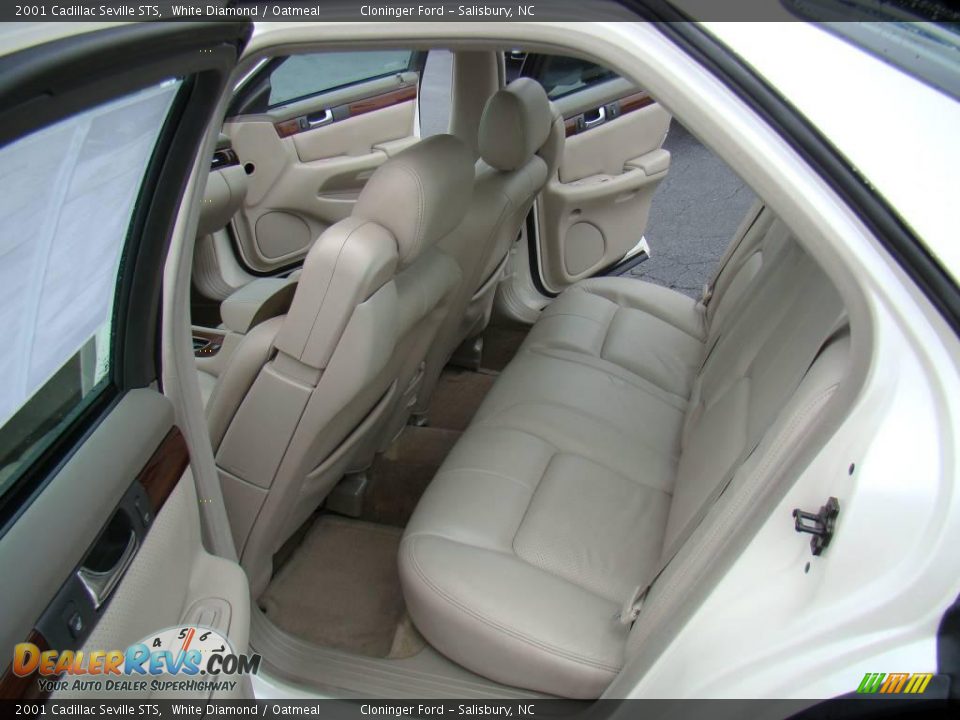 2001 Cadillac Seville STS White Diamond / Oatmeal Photo #9