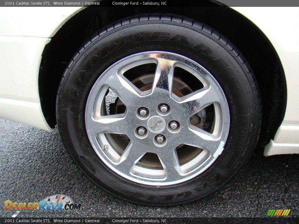 2001 Cadillac Seville STS White Diamond / Oatmeal Photo #14