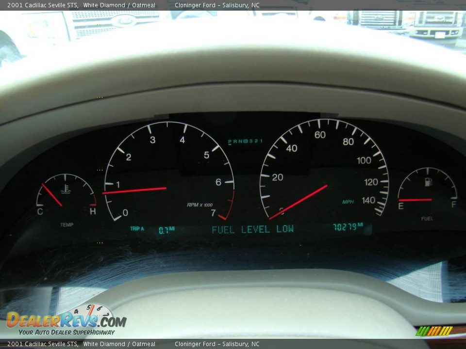 2001 Cadillac Seville STS White Diamond / Oatmeal Photo #19