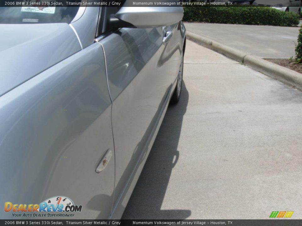 2006 BMW 3 Series 330i Sedan Titanium Silver Metallic / Grey Photo #6