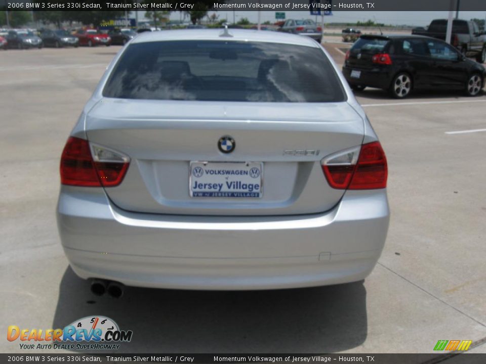 2006 BMW 3 Series 330i Sedan Titanium Silver Metallic / Grey Photo #8
