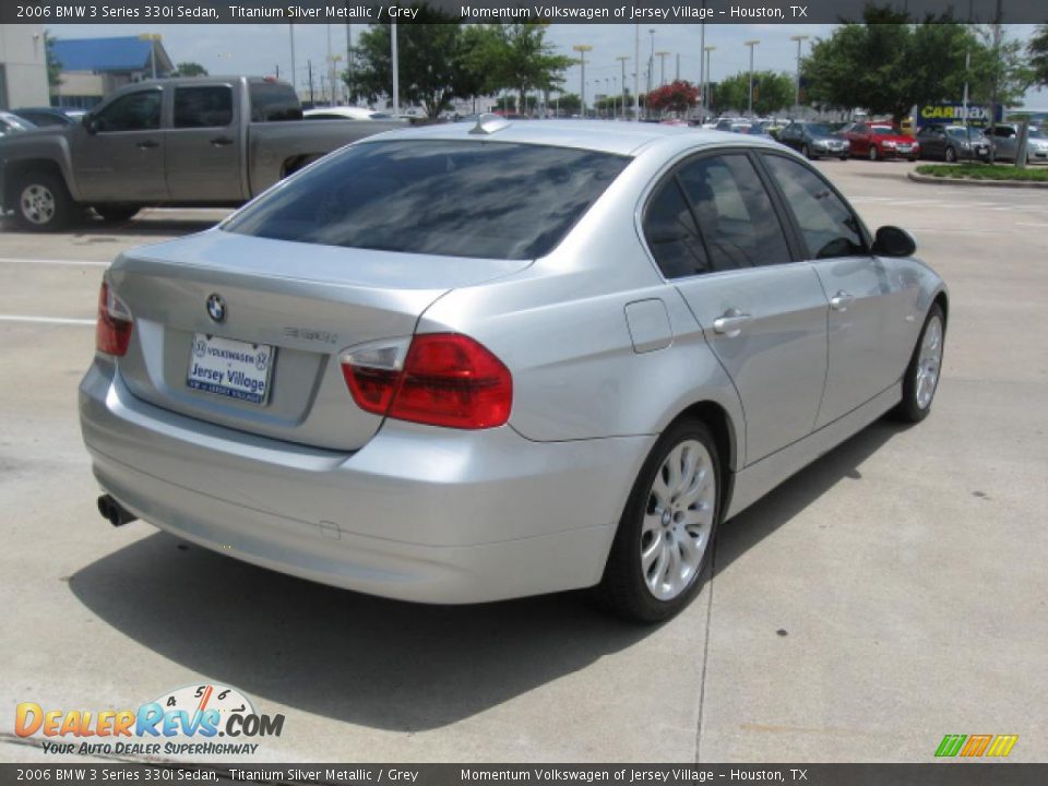 2006 BMW 3 Series 330i Sedan Titanium Silver Metallic / Grey Photo #9