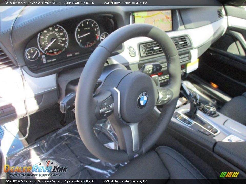 Black Interior - 2016 BMW 5 Series 550i xDrive Sedan Photo #14