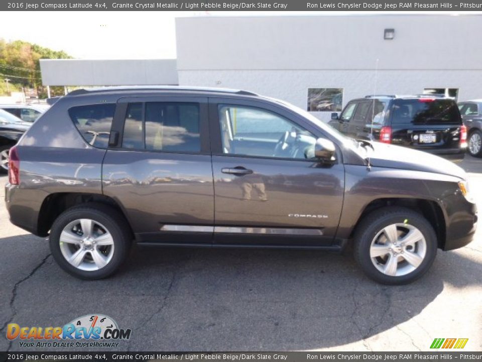 2016 Jeep Compass Latitude 4x4 Granite Crystal Metallic / Light Pebble Beige/Dark Slate Gray Photo #6