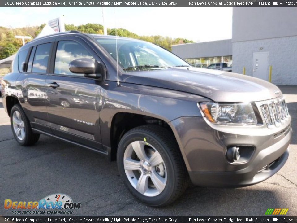 2016 Jeep Compass Latitude 4x4 Granite Crystal Metallic / Light Pebble Beige/Dark Slate Gray Photo #7