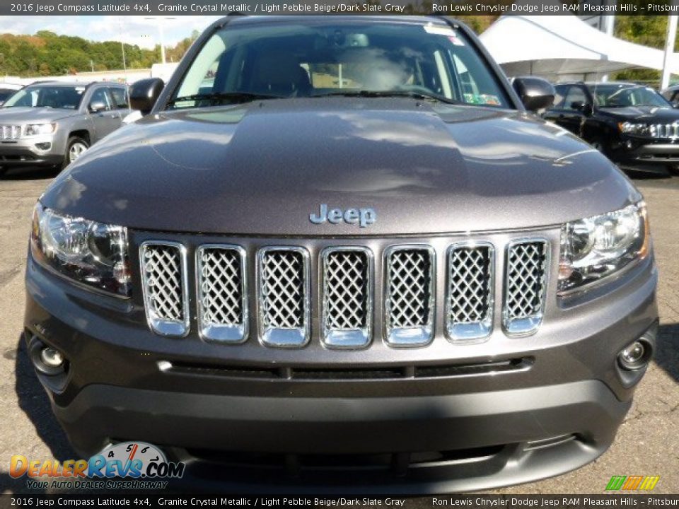 2016 Jeep Compass Latitude 4x4 Granite Crystal Metallic / Light Pebble Beige/Dark Slate Gray Photo #8