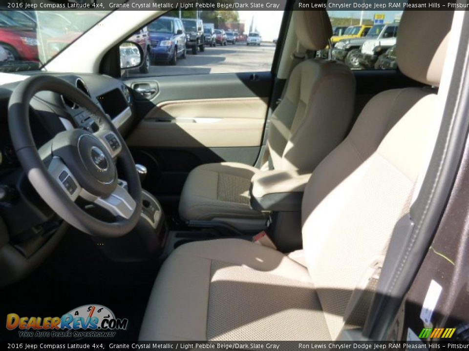 2016 Jeep Compass Latitude 4x4 Granite Crystal Metallic / Light Pebble Beige/Dark Slate Gray Photo #10