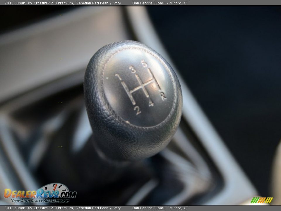 2013 Subaru XV Crosstrek 2.0 Premium Venetian Red Pearl / Ivory Photo #16