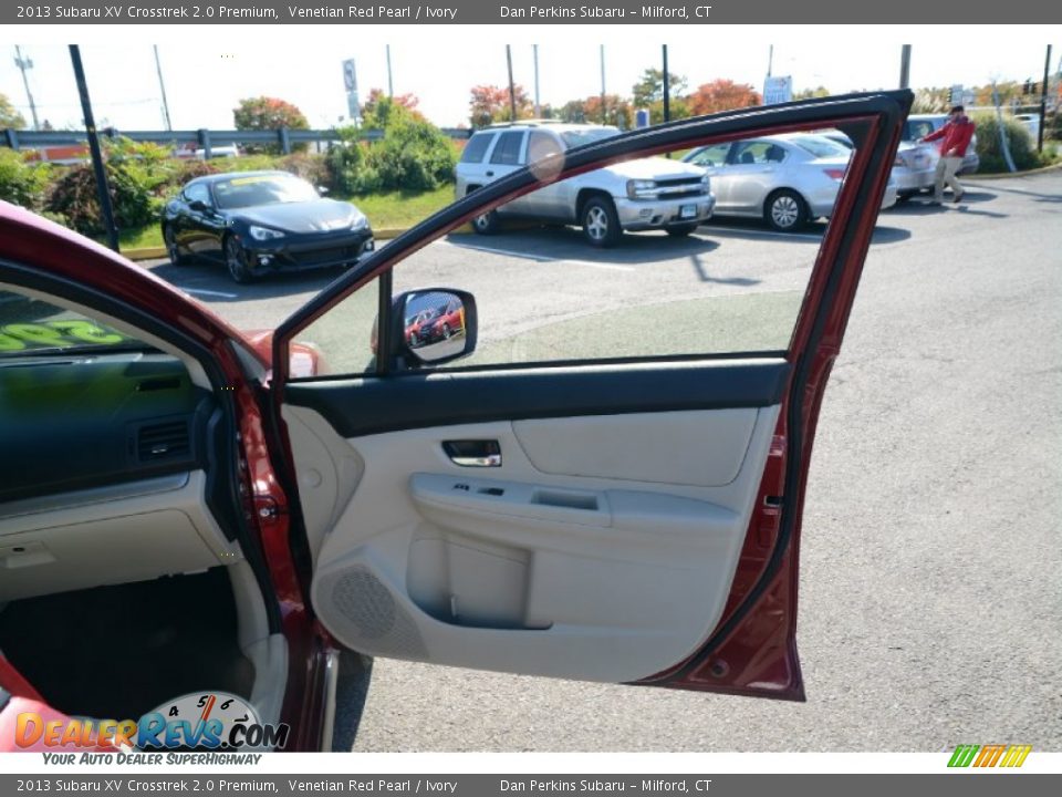 2013 Subaru XV Crosstrek 2.0 Premium Venetian Red Pearl / Ivory Photo #18