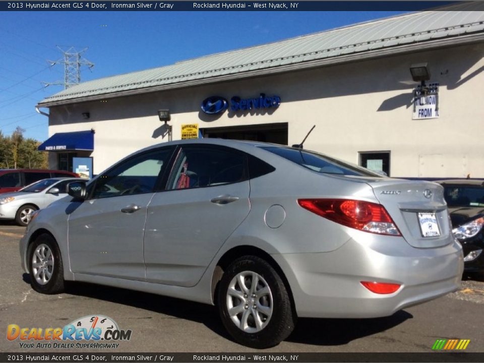 2013 Hyundai Accent GLS 4 Door Ironman Silver / Gray Photo #6