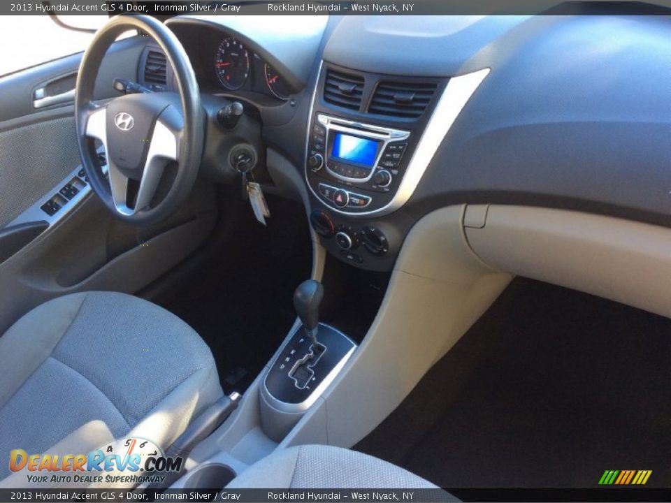 2013 Hyundai Accent GLS 4 Door Ironman Silver / Gray Photo #25