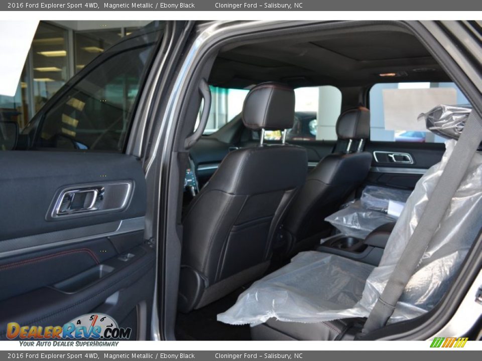 2016 Ford Explorer Sport 4WD Magnetic Metallic / Ebony Black Photo #9