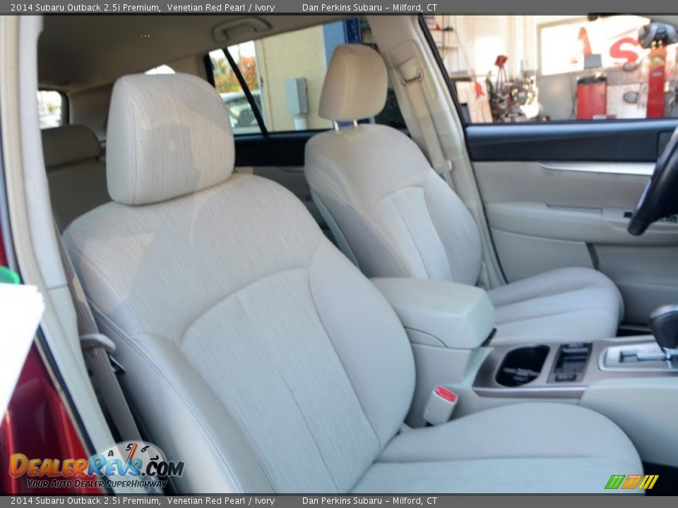 2014 Subaru Outback 2.5i Premium Venetian Red Pearl / Ivory Photo #14