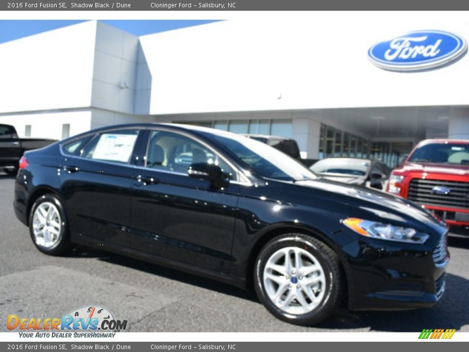 2016 Ford Fusion SE Shadow Black / Dune Photo #1